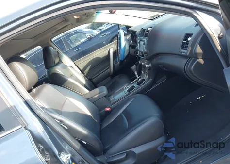 2013 Toyota Highlander Se V6 from USA, damaged, VIN 5TDBK3EH9DS256241